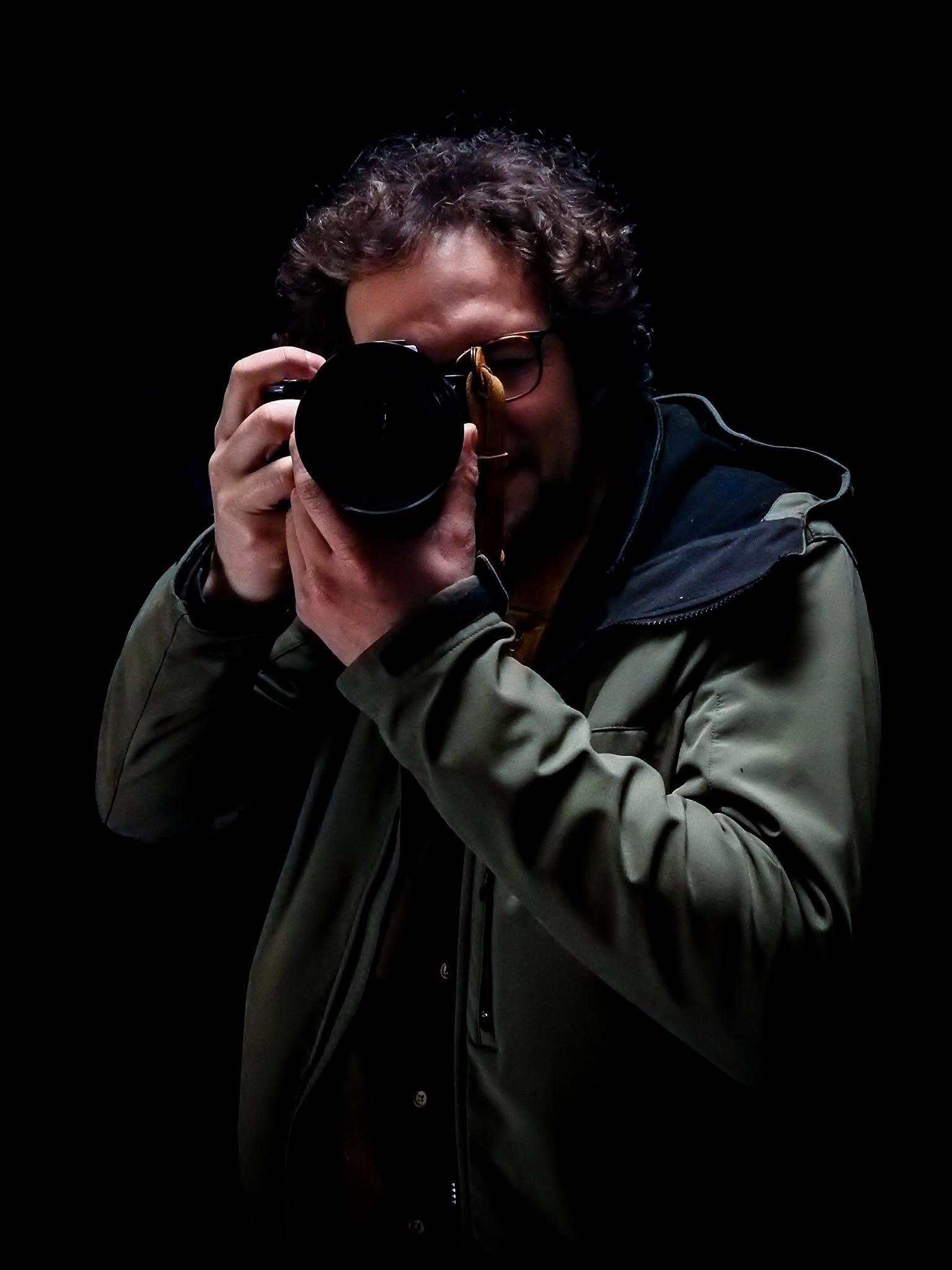 Cyril Berkane photographe en action